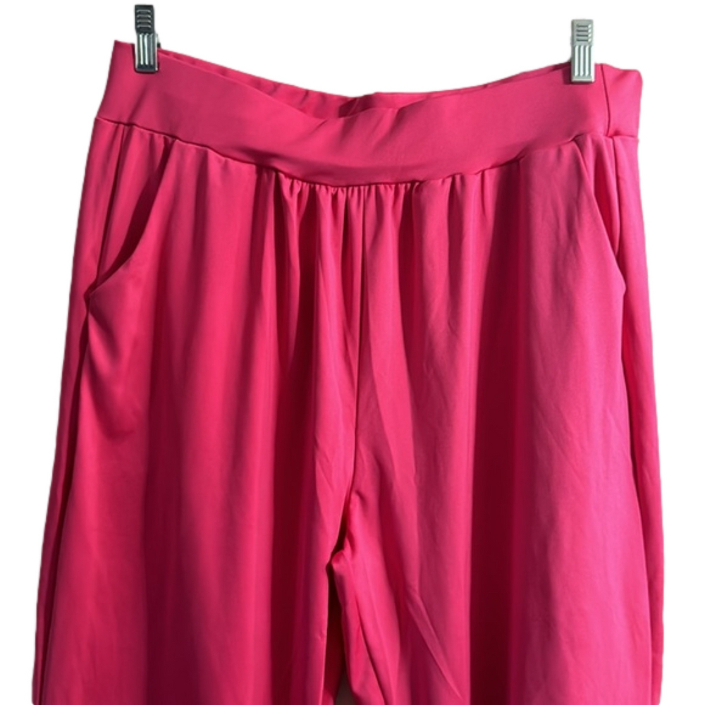 Capri Pants - Picture 2 of 5